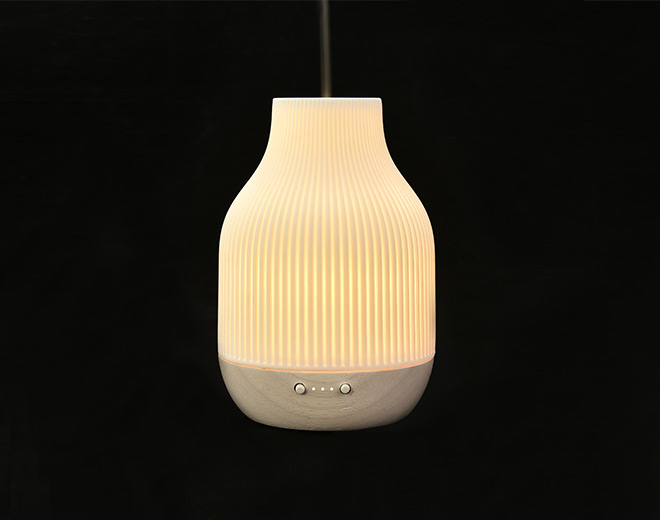 Difusor ultrassônico elétrico cerâmico branco da base de Malco-bambu com luz